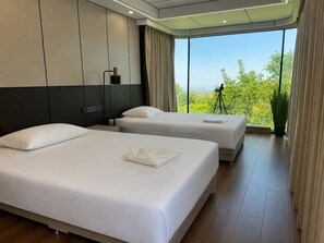 Family Quadruple Room, Balcony - Sunny Eco-Hotel (Almaty)