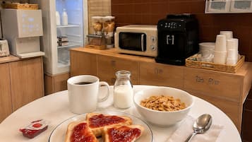 Petit déjeuner continental compris tous les jours