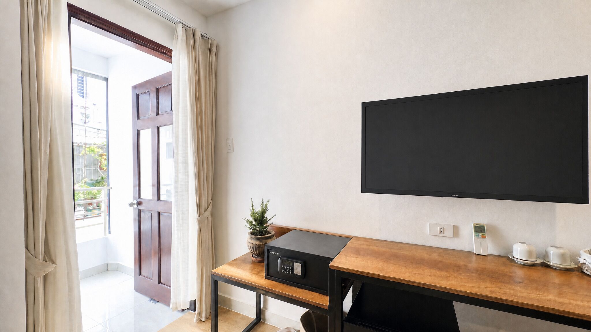 Superior Double Room | Balcony