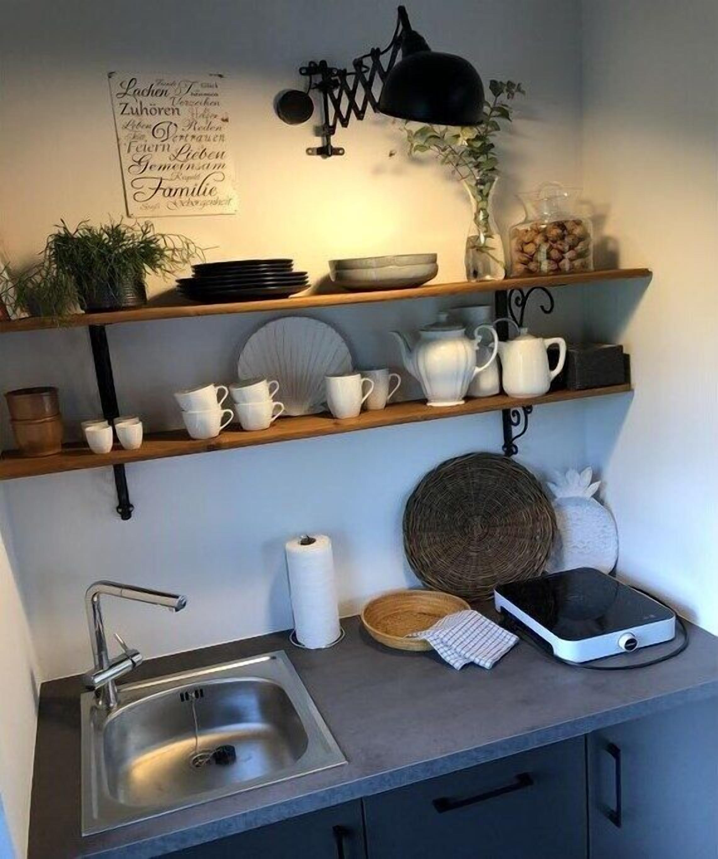 Réfrigérateur, surface de cuisson, lave-vaisselle