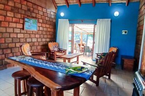 Chalet Deluxe, patio, vue sur l’océan | Intérieur