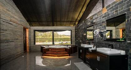 Kilimanjaro Luxury Camp