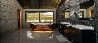 Kilimanjaro Luxury Camp
