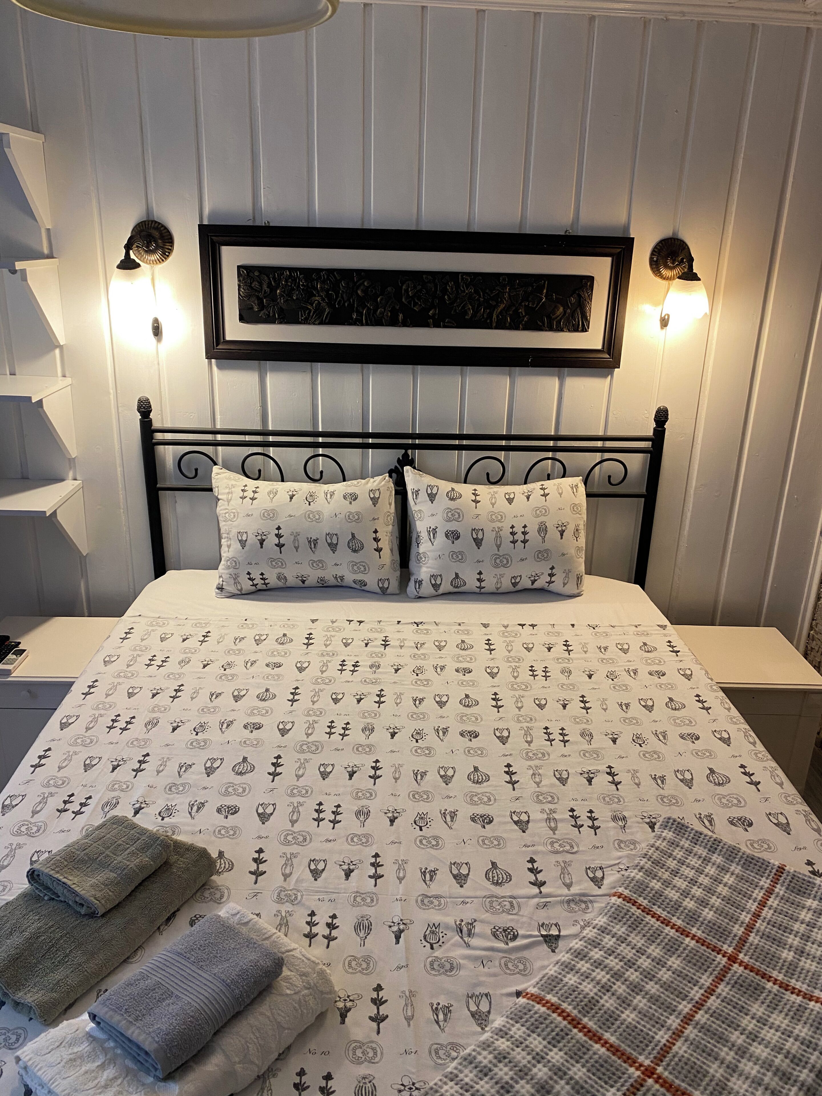Standard Double Room, Courtyard View | Premium bedding, desk, laptop workspace, free WiFi