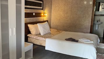 Comfort Double Room, Balcony, Garden View | Premium bedding, desk, laptop workspace, free WiFi