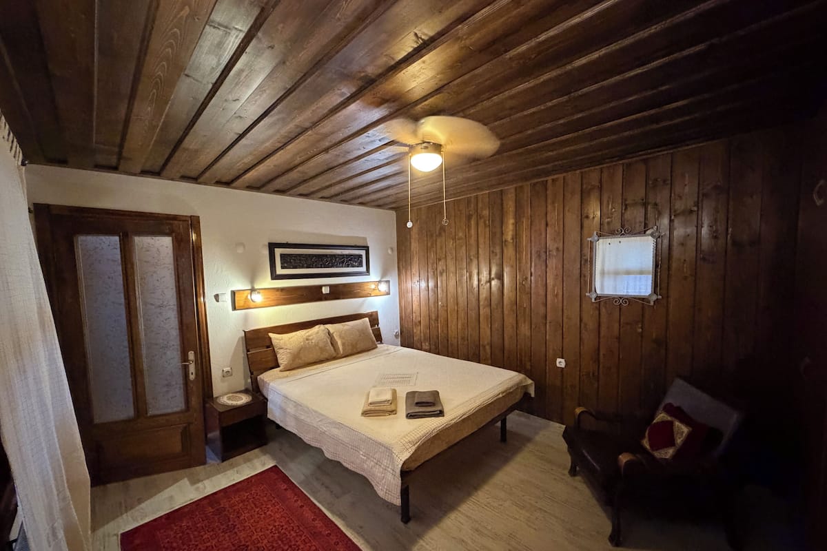 Family Suite, Balcony, Garden View | Premium bedding, desk, laptop workspace, free WiFi