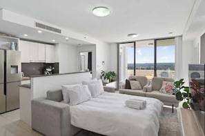 Iron/ironing board, WiFi, bed sheets - The Viewpoint | Elegant 2BR Stay with Parking (Parramatta)
