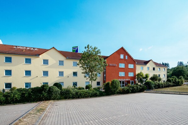 Exterior - Hotel Sonnenfeld (Schnelldorf)