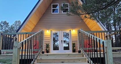 Tatanka 3 bedroom cabin in the pines at Dakota Dream B&B in Custer, SD