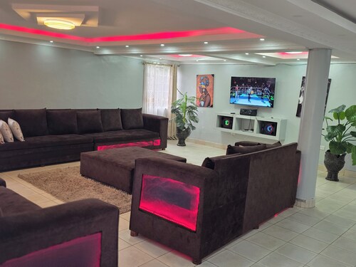 Spacious 6-bedroom townhome in enchanting Nairobi City