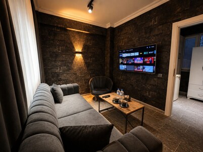Luna Suites Hotel