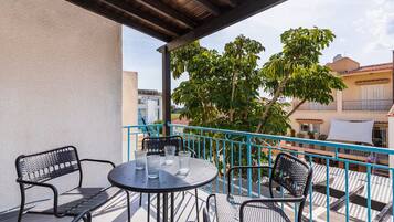 Ulkoruokailutilat