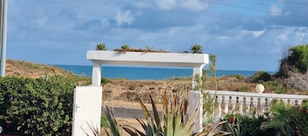 1 bedroom seaside apartment