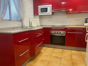 Coffee/tea maker, fridge, microwave, oven - La Safor I, 4º Solo Familias! (Playa Xeraco)