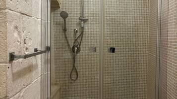 Superior-Doppelzimmer, Stadtblick | Badezimmer