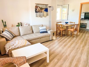 TV - Gypselae by Interhome (Playa de Aro)
