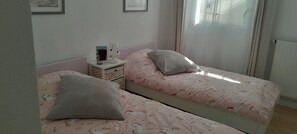 Room - Vrbo Property (Manosque)