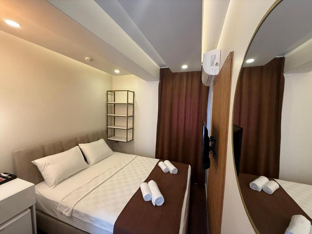Standard Double Room, Balcony, Garden View