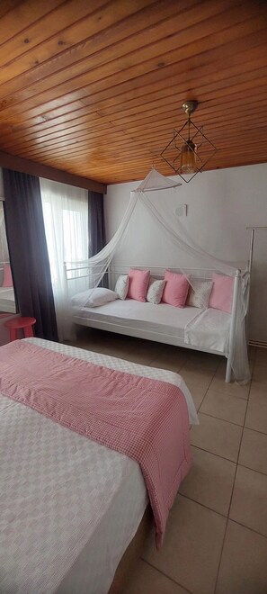 Room - Hil Ada Otel (Bozcaada)