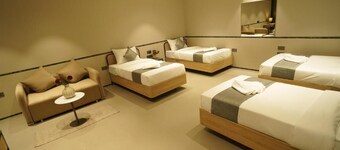 HOTEL SANKET ELITE