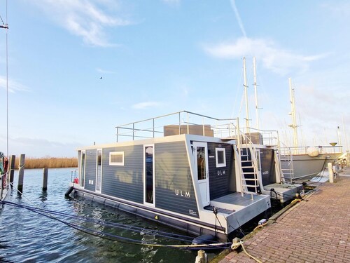 Floating Lodge With Terrace in Lelystad