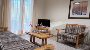 House - Agroktima Ioli Peaceful Pool Retreat in Evia (Mantoudi-Limni-Agia Anna)