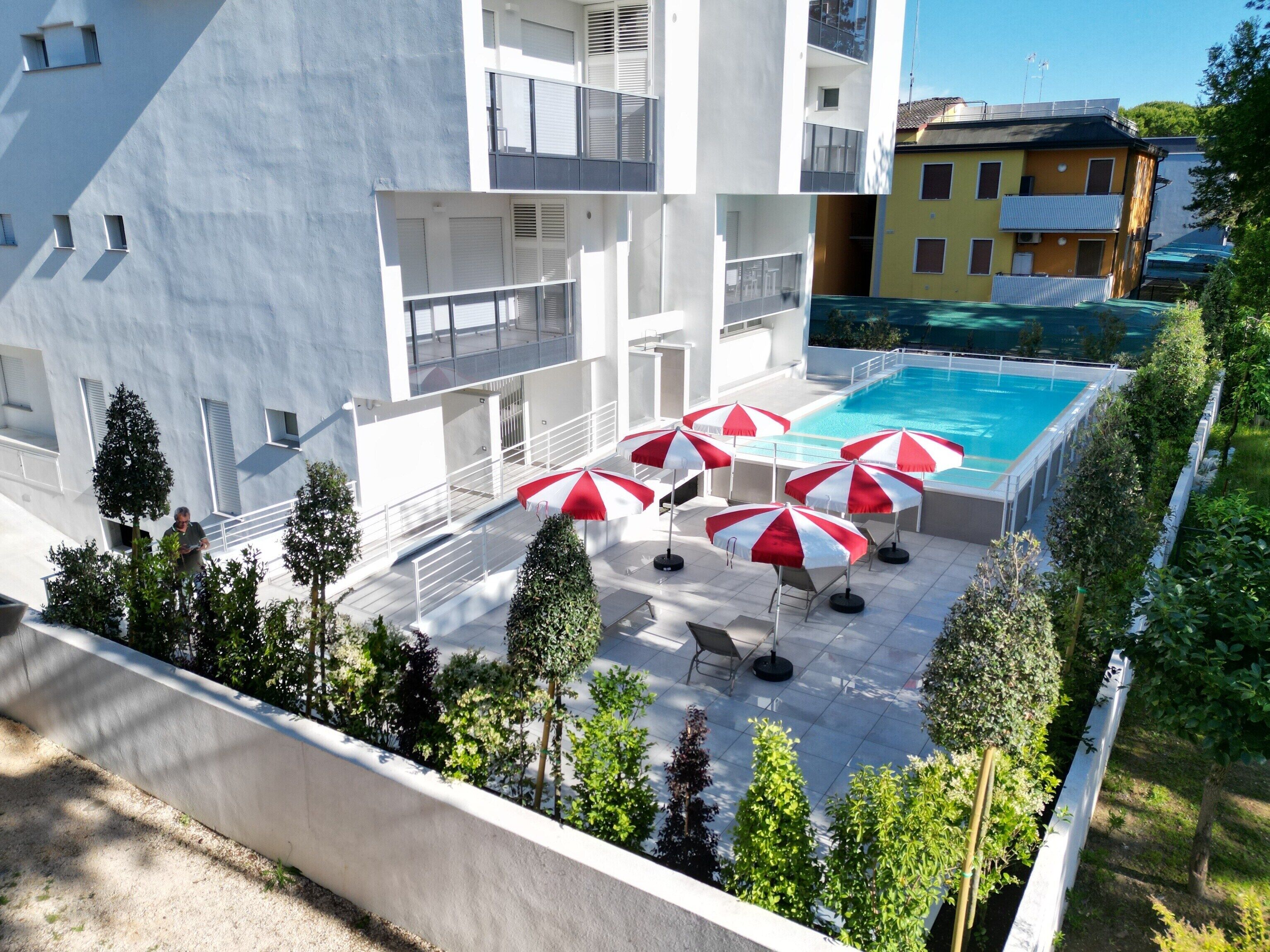 Udendørs pool