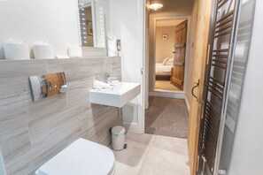 2 bedrooms, Internet - Cosy Stone Cottage In Gargrave Near Skipton (Skipton)
