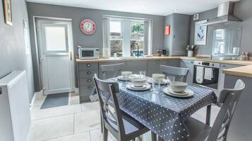 House | 2 bedrooms, Internet