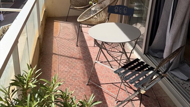 Unclassified image, 1 of 7, button - Beautiful studio just a stone's throw from the beach (Canet-en-Roussillon)