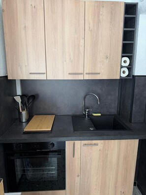 Unclassified image, 2 of 7, button - Beautiful studio just a stone's throw from the beach (Canet-en-Roussillon)