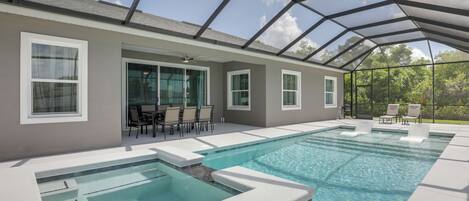 House (4 Bedrooms) | Front of property