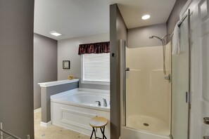 Interior - Spacious Group Getaway w/ Fire Pit, Yard + Deck (Sautee Nacoochee)
