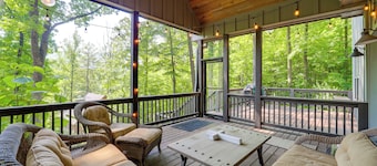 Screened Porch! Wooded Getaway in North Cove