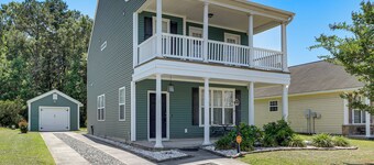Community Pools + Dock: Moncks Corner Getaway