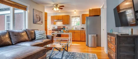 House (2 Bedrooms) | Front of property