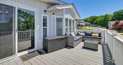 Amazing Views! Family-friendly Badin Lake House!