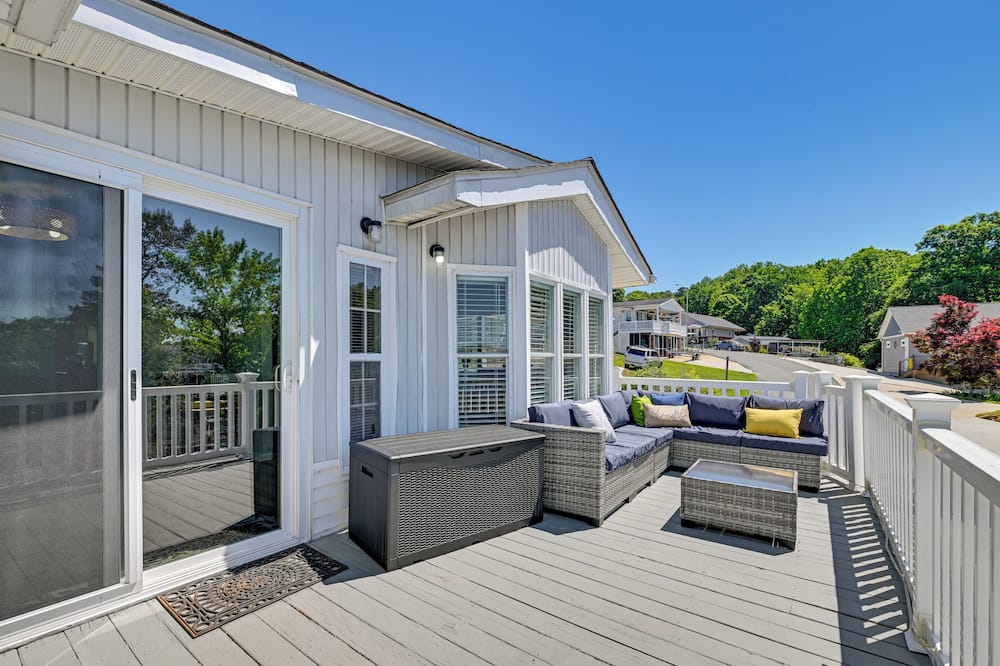Amazing Views! Family-friendly Badin Lake House! - Healing Springs, NC