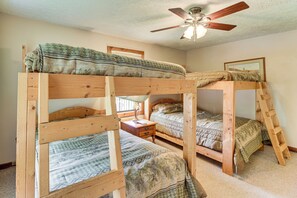 Interior - Fire Pit, Patio, Views! Group Lodge in Cheaha Mtns (Delta)