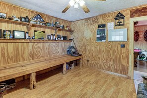 Interior - Fire Pit, Patio, Views! Group Lodge in Cheaha Mtns (Delta)