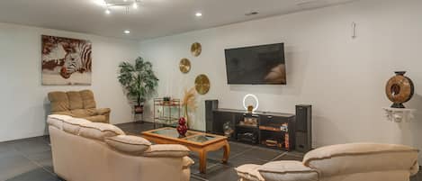 Apartment (1 Bedroom) | Front of property