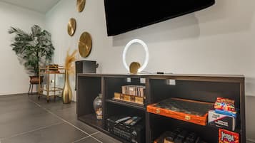 Apartment (1 Bedroom) | Interior