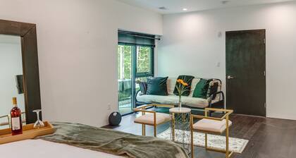 Hike, Boat & Explore! Serene Stafford Apt w/ Patio