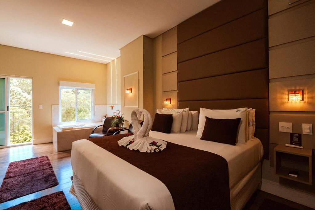 Superior Apartment, Balcony, Mountain View