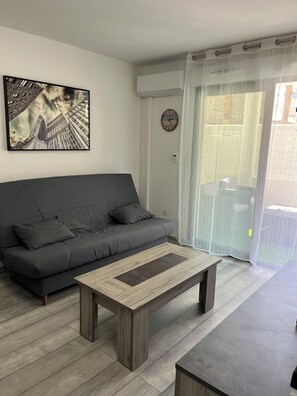 Smart TV - Vrbo Property (Béziers)