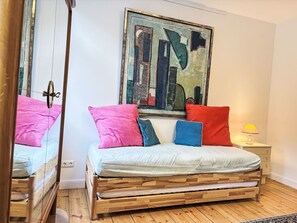 Room - Wonderful  villa for 6 guests with TV (Bingen Am Rhein)