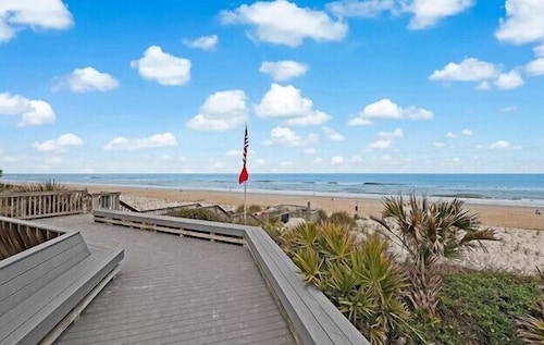 The Flip Flop - 1BR w/ beach & lake access