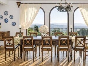 Dining - Beautiful private villa with private pool, WIFI, A/C, TV, terrace, pets allowed and panoramic view (Montaione)