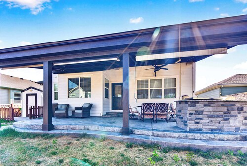 3BR Spacious Home with BBQ Patio,Backyard,Sleeps 6