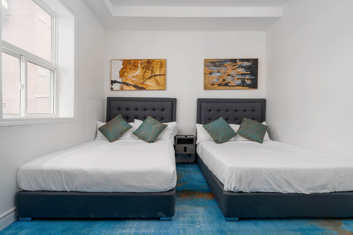 In-room safe, iron/ironing board, travel crib, free WiFi